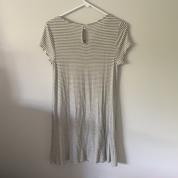 White striped dress - Picture 3 of 3